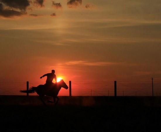 《迷失的兵城》:掀古罗马战俘真伪之谜