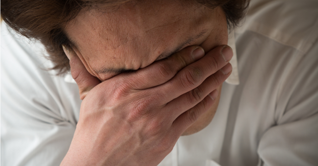 当老母罹患失智症，你愿意为她换洗内衣裤吗？