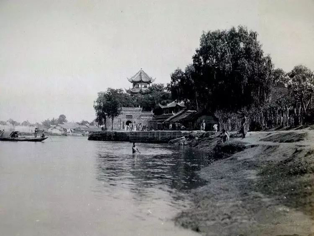 人們是怎樣失去自由自在的城市生活的