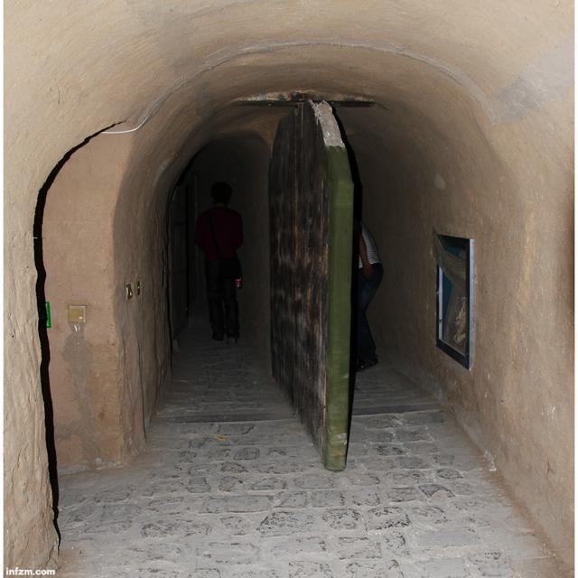 宁夏明长城长城脚下,那噬人的地下兵城