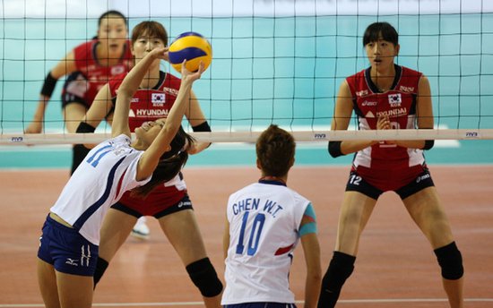 <em>女排亚洲杯</em>第一阶段结束 中国泰国分列小组头