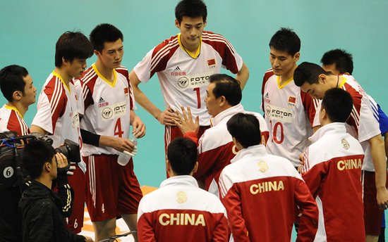 落选赛前冲刺热身 中国国际男排精英赛25日打响