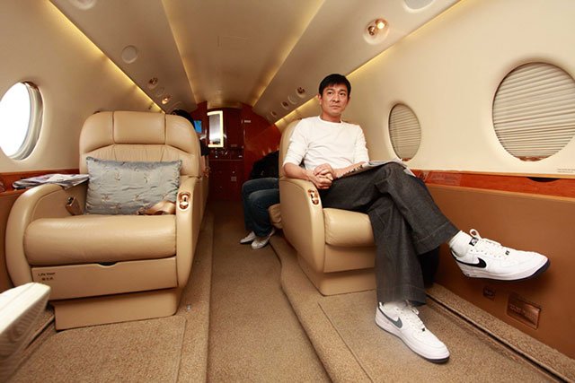 從黎明喜當爹，看「富人是更具動物性的人類」