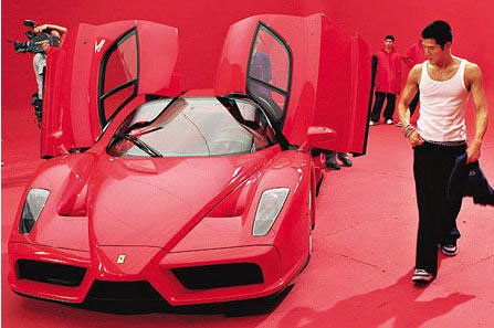 從黎明喜當爹，看「富人是更具動物性的人類」