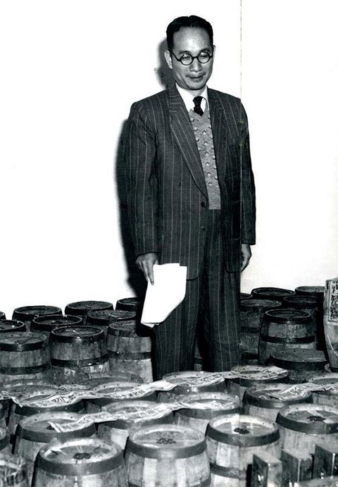 1948，黃金大搬運