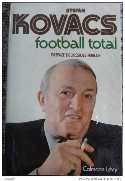 第一本关于整体足球的理论书籍作者是科瓦奇