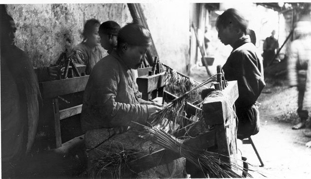 一百年前的成都，窮人靠什麼活下去