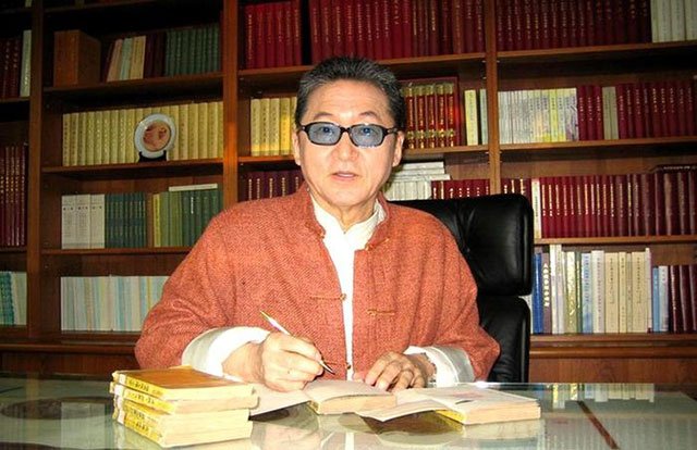 像李敖那樣談錢談女人,大陸作家都學會了