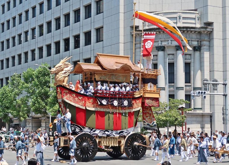 日本新闻报道称“平成最后的山鉾巡行” 日本新闻报道称“平成最后的山鉾巡行”