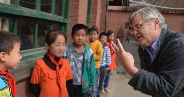 让妈妈回到农村，这个建言并不离谱