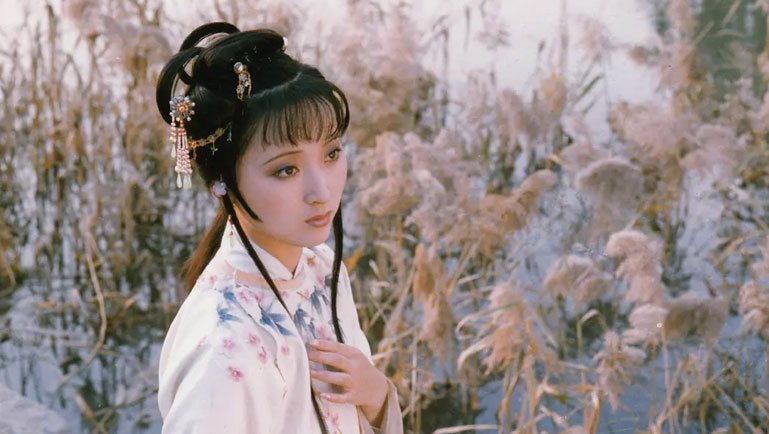 《红楼梦》,失去父母的女孩只能寄人篱下风刀霜剑 《红楼梦》,失去父母的女孩只能寄人篱下风刀霜剑