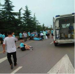 新闻图:事发现场 新闻图:事发现场