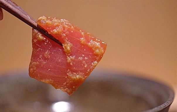 在日本，黑导游和免税店如何坑骗中国游客