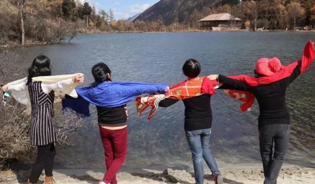 关于旅游，总有各种卖家秀与买家秀