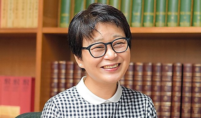 戴上假面的日本作家們