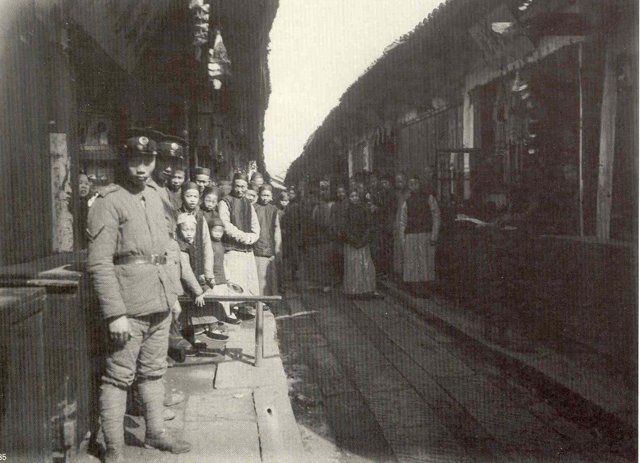 警察从哪里来的