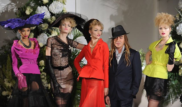 别再骂赵丽颖高攀，明明是Dior在跪舔中国流量