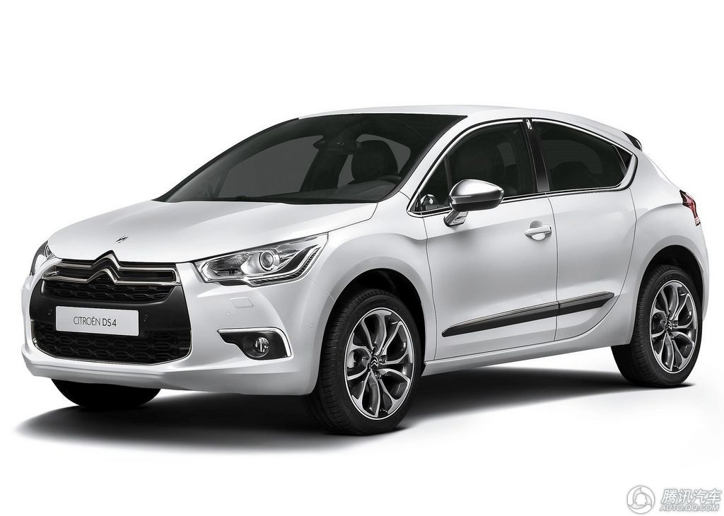 DS 4