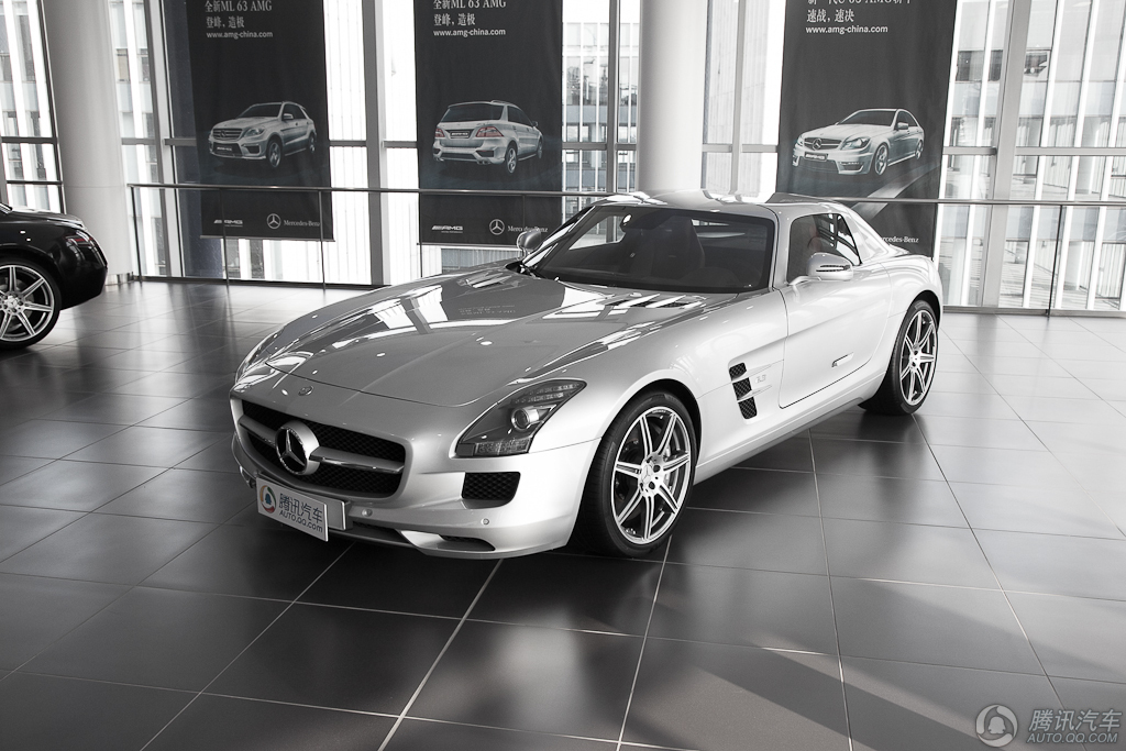 奔驰SLS级 AMG