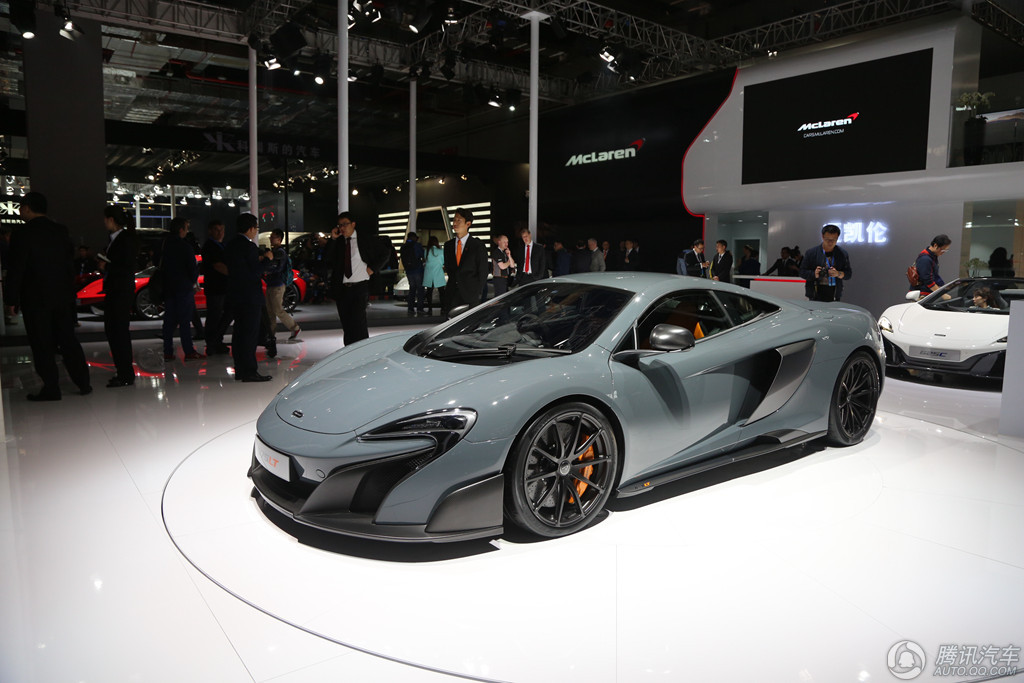 迈凯伦675LT
