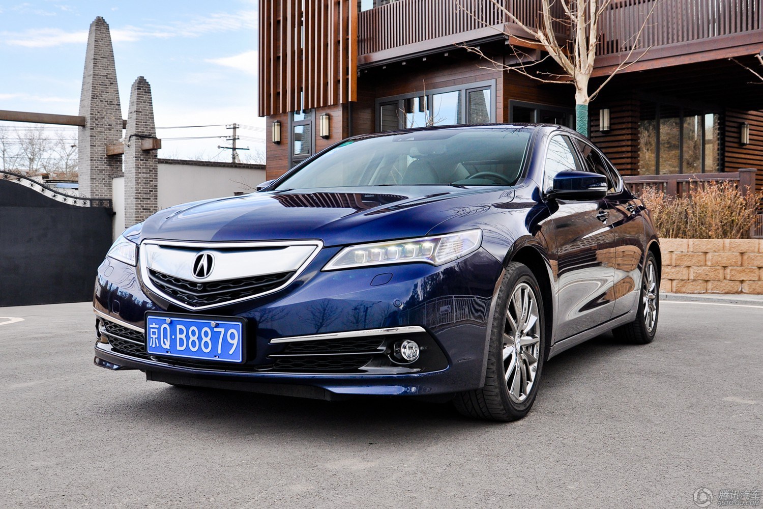 讴歌TLX