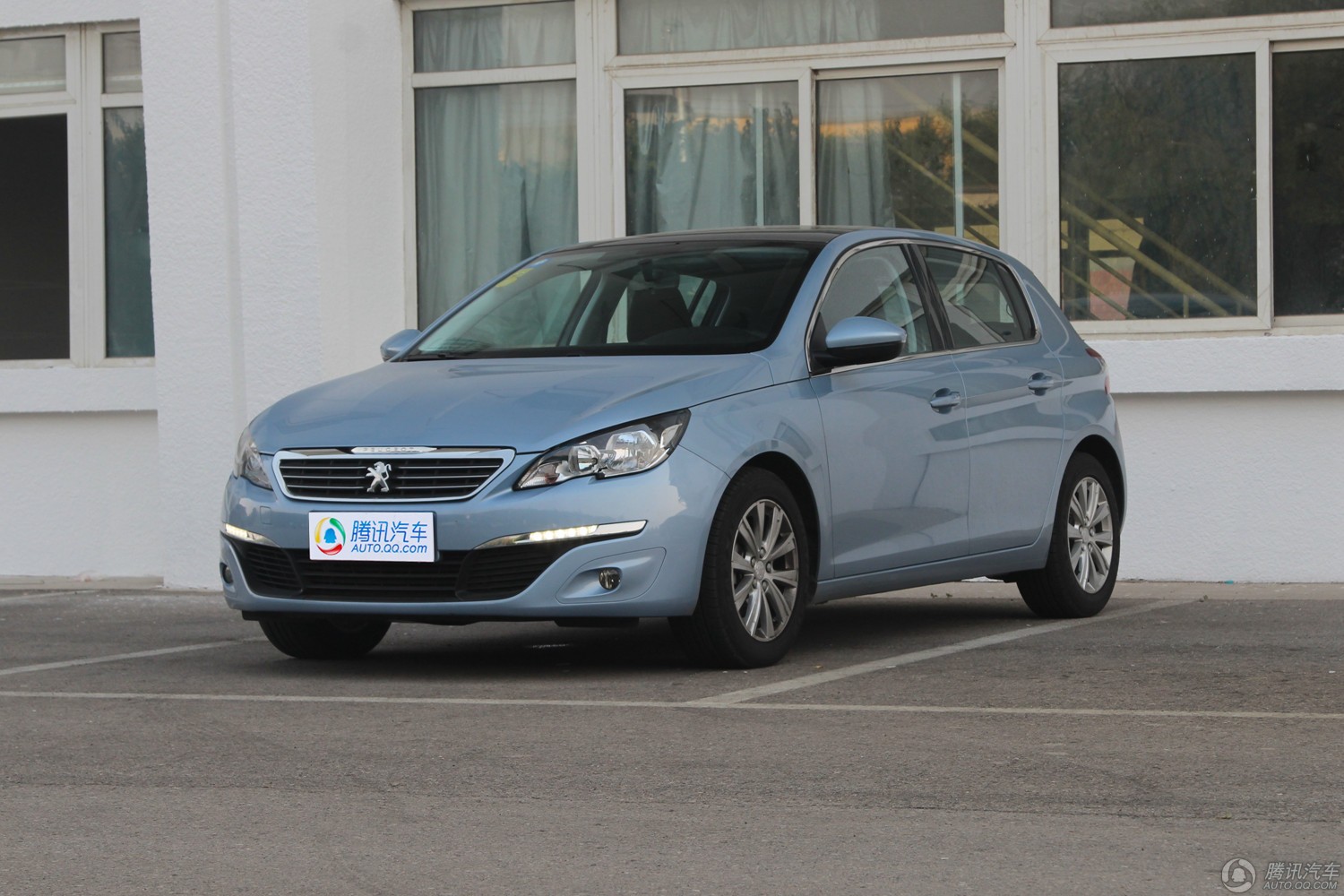 标致308S