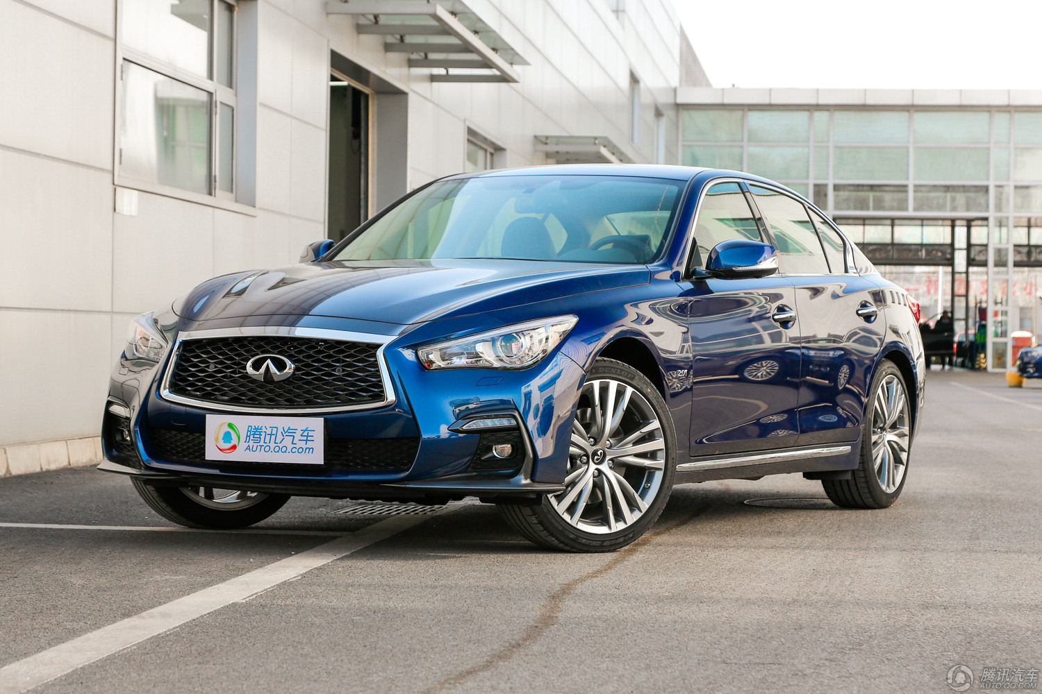 英菲尼迪Q50L