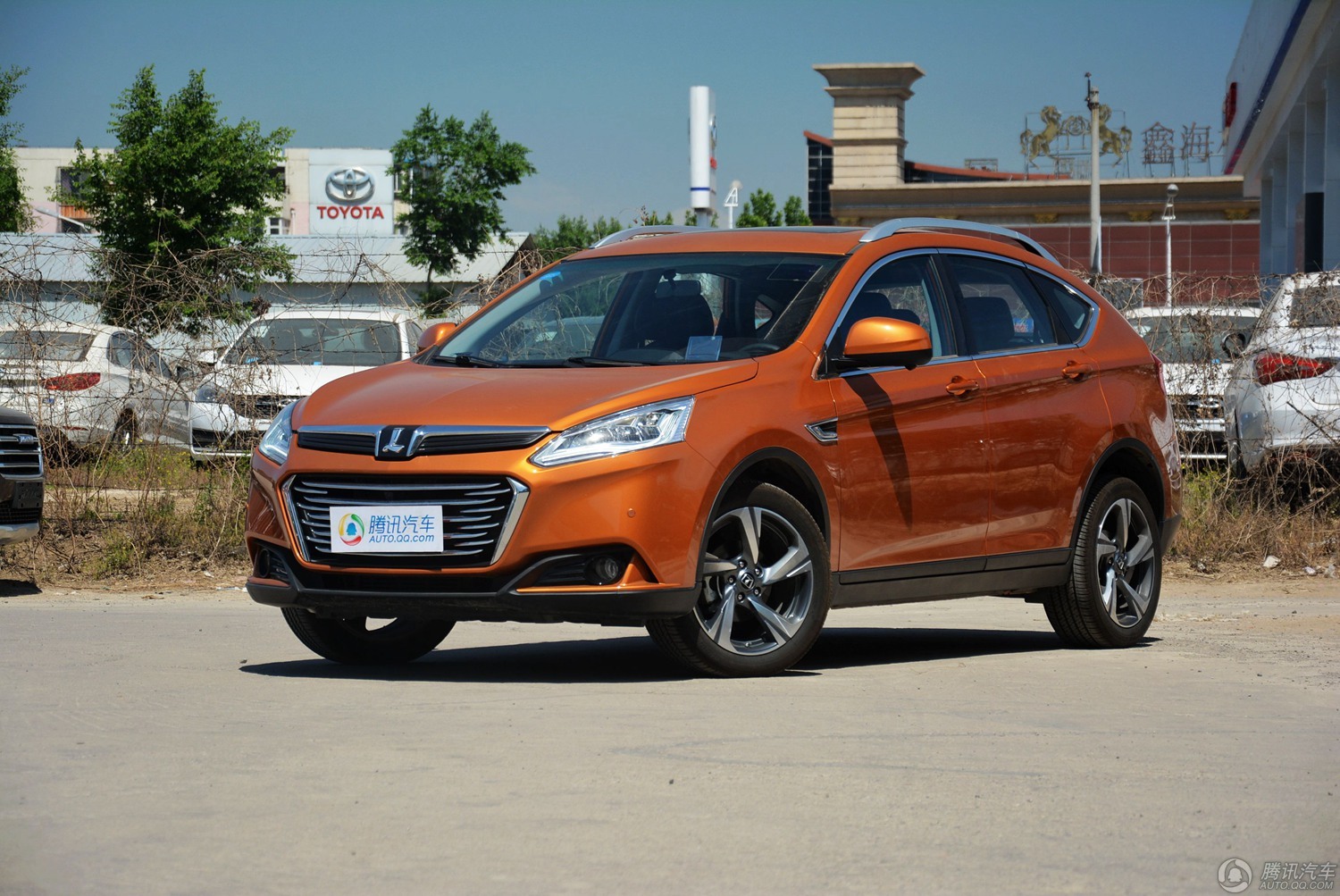 优6 SUV