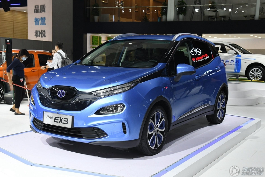 北汽新能源EX3