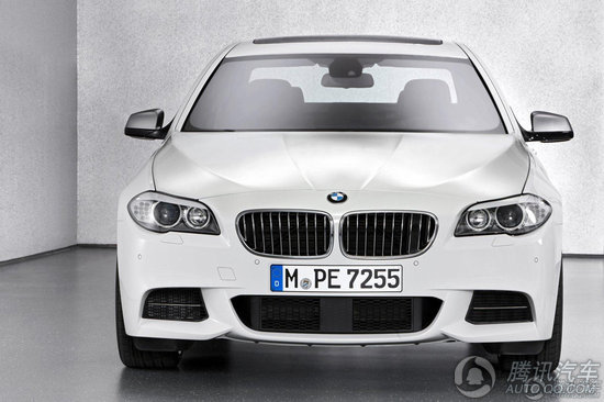 2012�� ����M550d ����ͼ