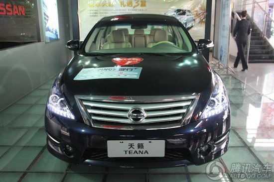 2011 <A href=../../auto/dongfeng_Nissan/tianlai.html TARGET=_blank><u><font color=#0000FF></font></u></a> 2.0 XL 
