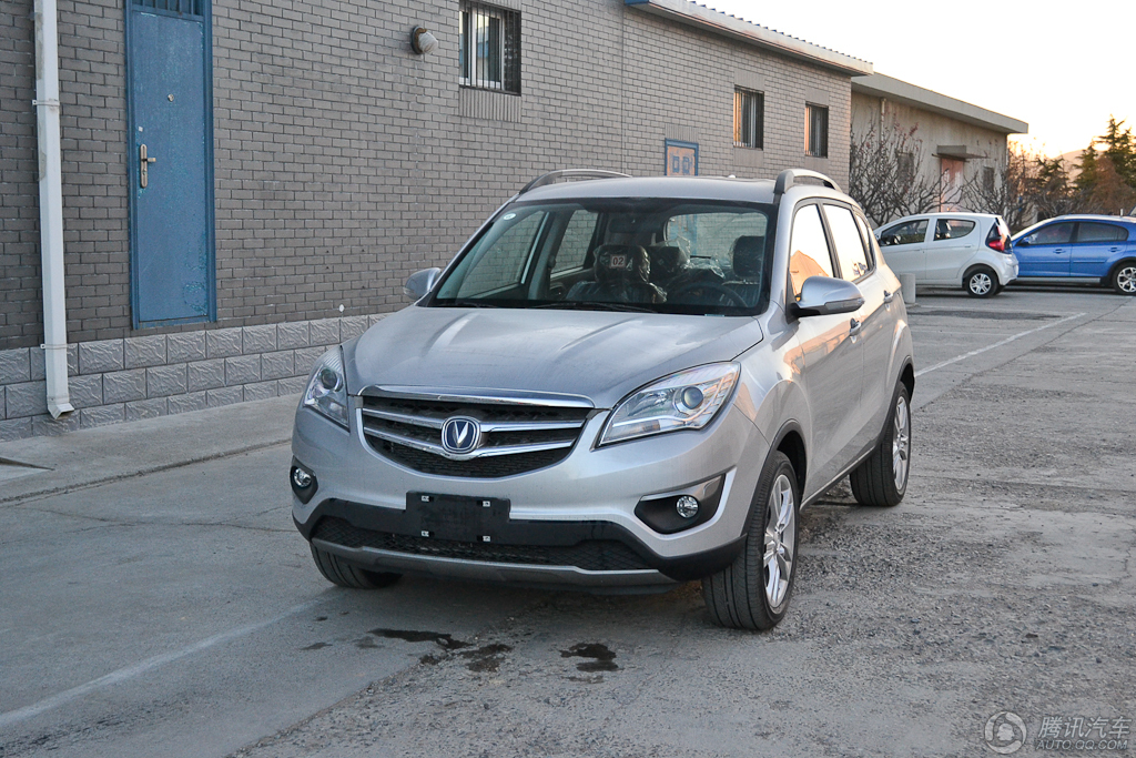 腾讯行情]陕西长安CS35少量现车无优惠