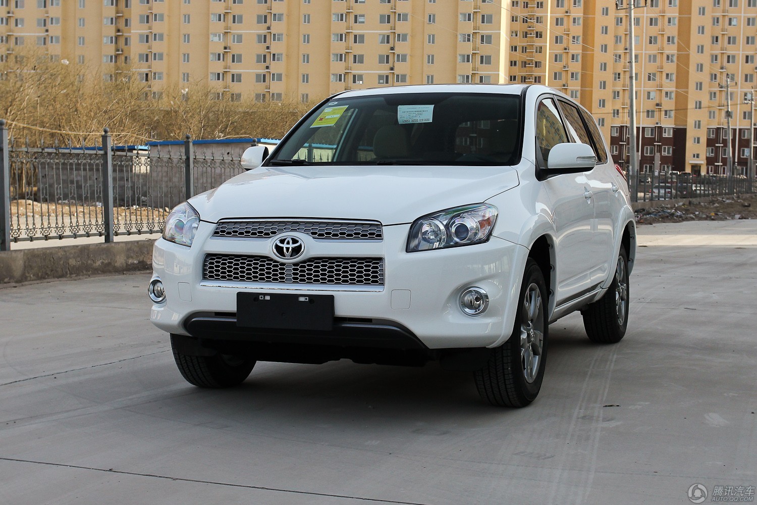 [腾讯行情]四川 丰田rav4现金优惠15000元