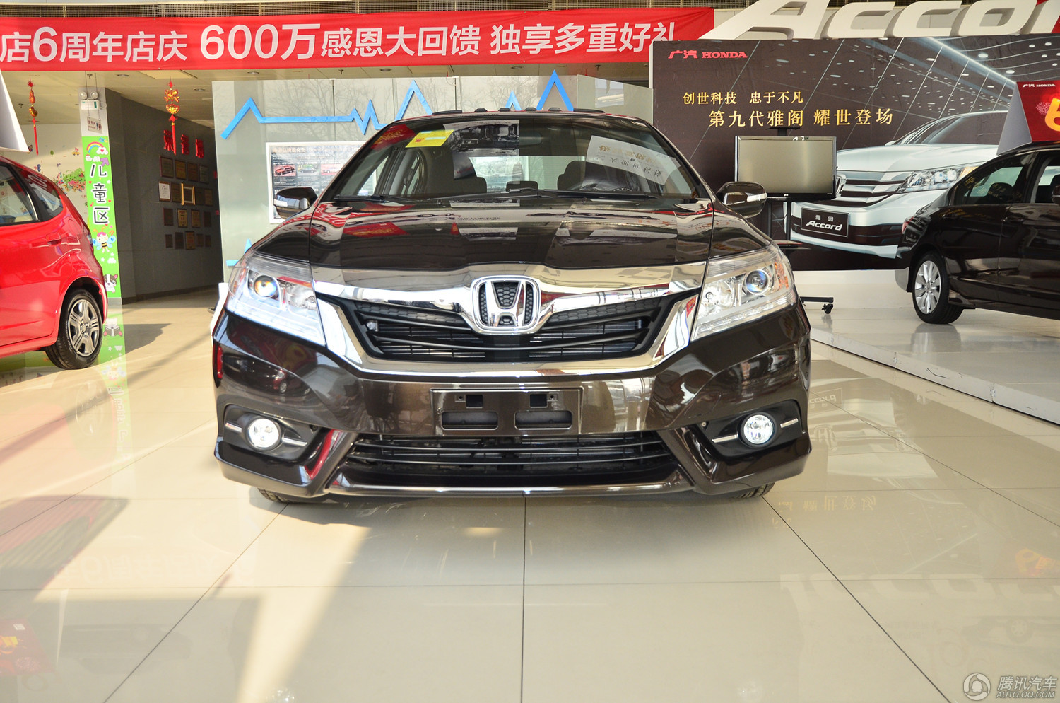 2013�� ���� 1.8L AT������