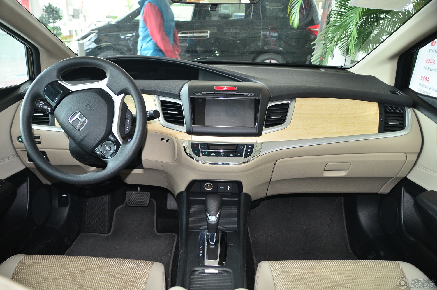 2013款 杰德 1.8L AT舒适版(6座)