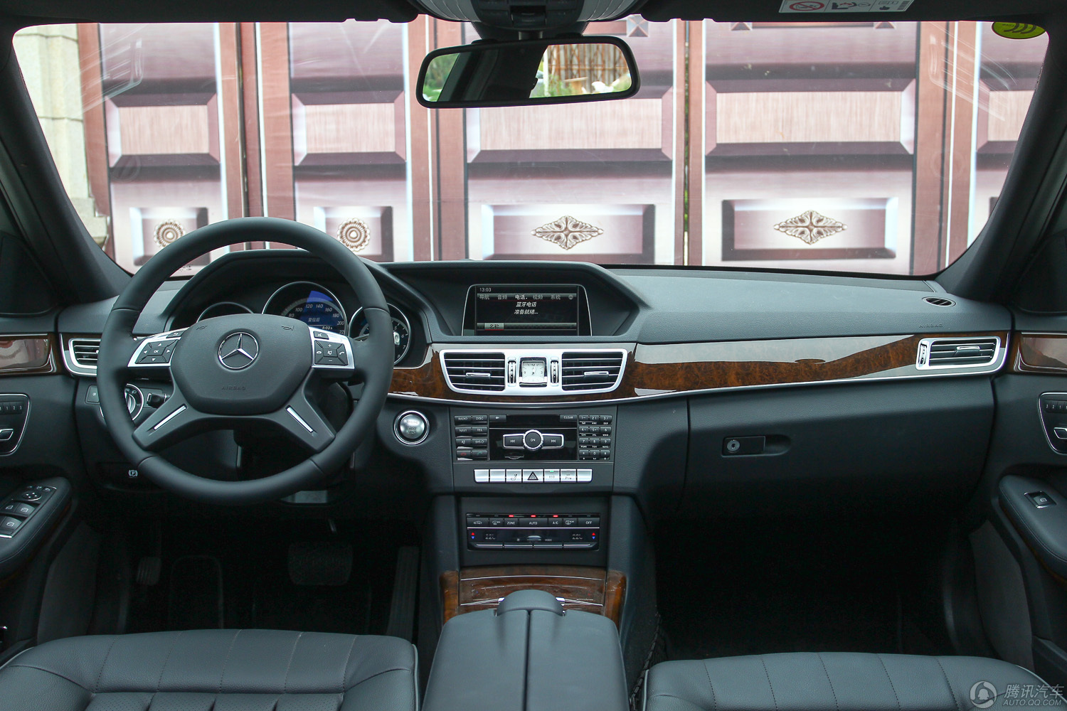 [腾讯行情]上海 奔驰E级最高现金优惠14万