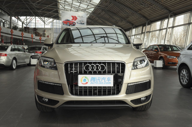 2015款 奥迪Q7 35 TFSI 运动型