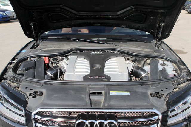 奥迪a8l 2014款 6.3 fsi w12 quattro专享型