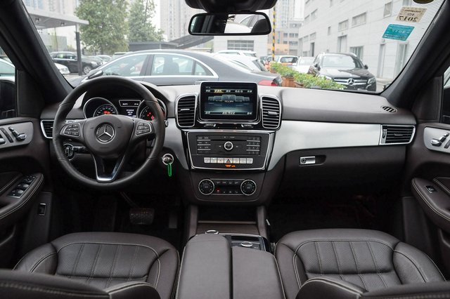 奔驰GLE级 2015款 GLE 320 4MATIC