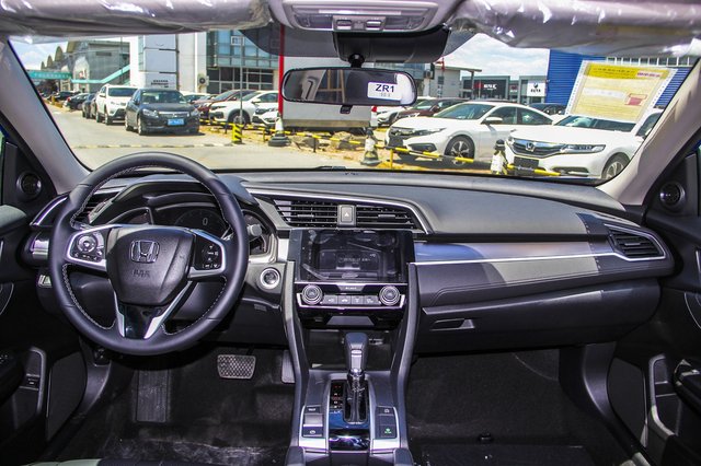 ˼�� 2016�� 220TURBO CVT��ҫ��