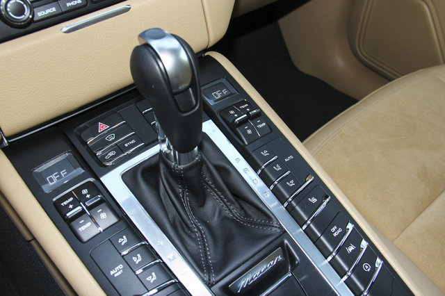 ��ʱ��Macan 2017�� Macan S 3.0T