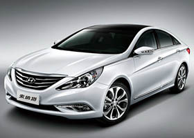 索纳塔八 2014款 2.0L AT尊贵版