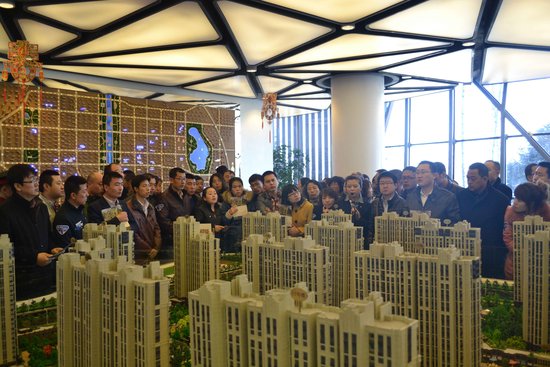 3月10日腾讯房产春季大型免费看房团完美收官