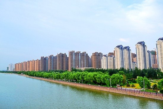 全国前三季度 卖地  收入 超2 万亿 元_频道-大朔