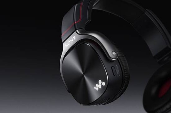 索尼推两款3in1耳机 兼具MP3及外放扬声器功