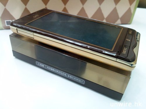 Q-Pot巧克力安卓手机 夏普SH-04D图赏