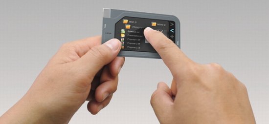 USB2USB數據轉存器推出配備OLED觸摸屏
