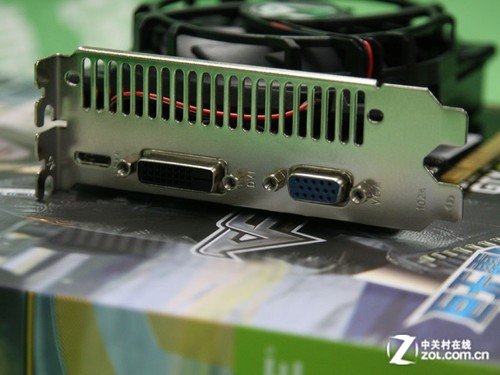显卡输出端口_显卡输出端口