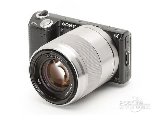 突破万难终上市 旗舰微单索尼NEX-7点评