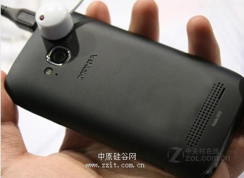 经典WP7手机 诺基亚710仅售价1560元